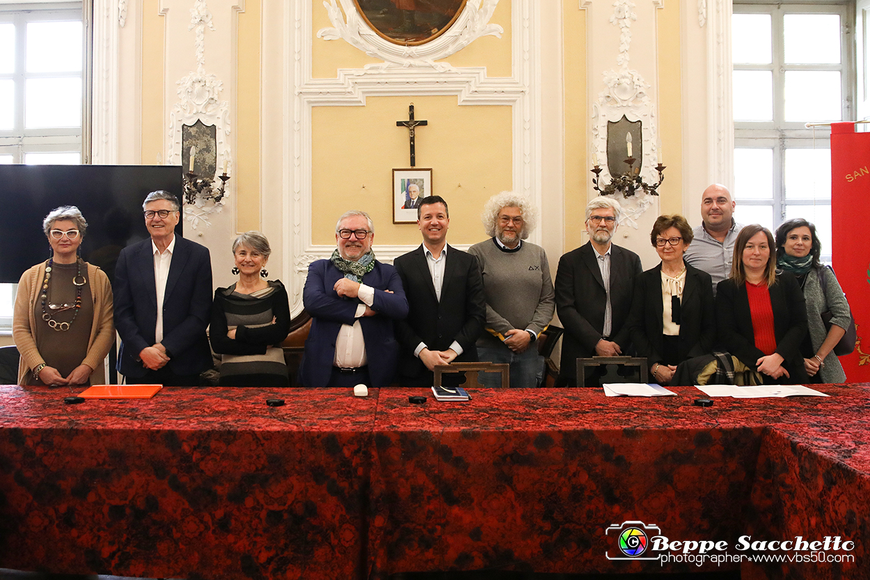 VBS_9896 - Firma Progetto San Damiano una Comunità che cura.jpg